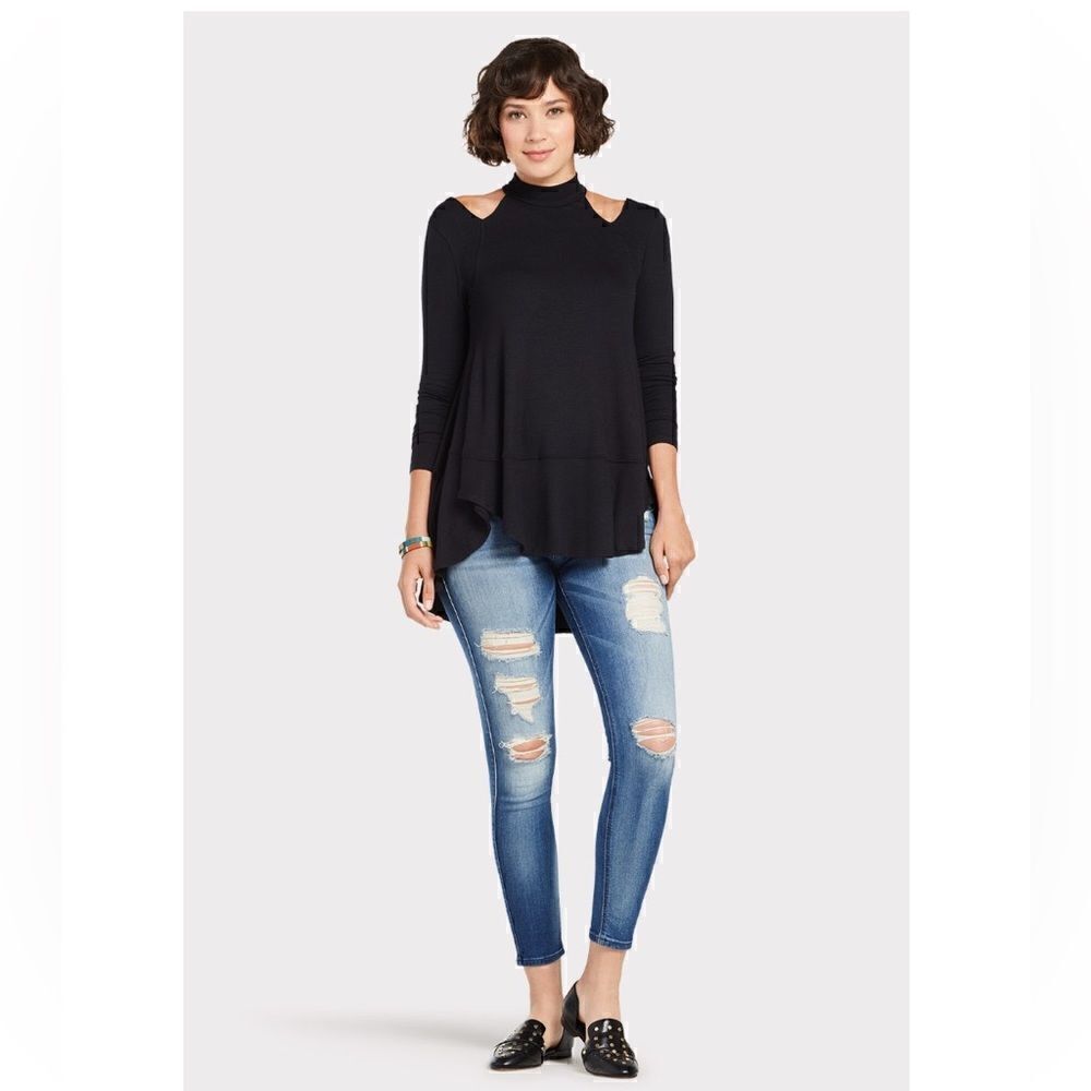 FREE PEOPLE Downtown Girl Tunic in Black